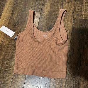 URBAN OUTFITTERS- Cropped Top - NWT